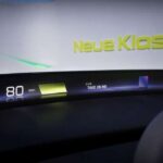 BMW presenta una pantalla frontal de proxima generacion en CES