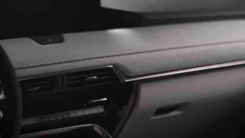 Mazda CX 90 lanza otro adelanto esta vez con partes interiores