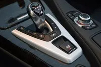 2012 BMW M6 Convertible center console